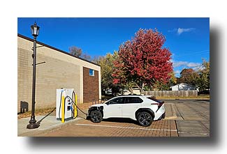 bZ4X_FastCharging-Lakeville_01
