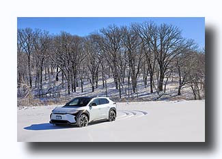 bZ4X_Snow-NearbyPark_04