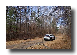 bZ4X_UpNorth-DirtRoad_02