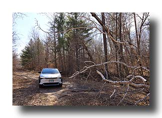 bZ4X_UpNorth-DirtRoad_11