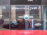 Prius-In-France_01
