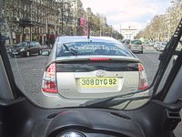 Prius-In-France_11
