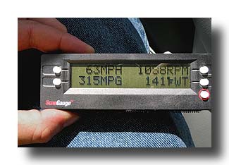 Prius-PHV_Gauge-63MPH-1088RPM-315MPG