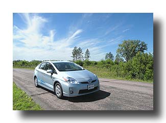Prius-PHV_Summer_05