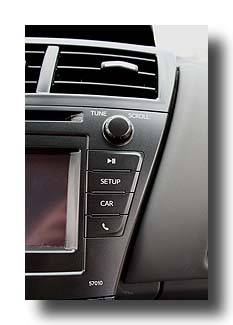 Prius-V_buttons_05
