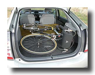 Prius_BikeInside_01