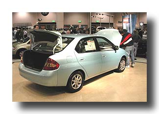 Prius_AutoShow2001_03