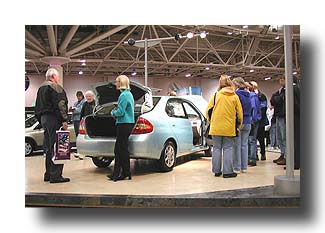 Prius_AutoShow2001_04