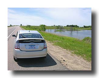 Prius_ByTheLake_01