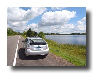 Prius_ByTheLake_12