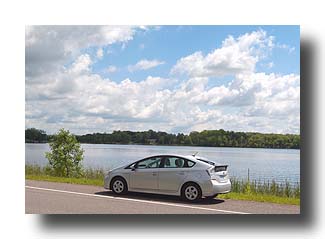 Prius_ByTheLake_20