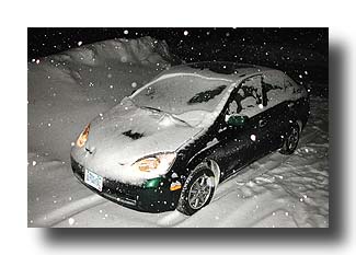 Prius_NightSnowFlash_05
