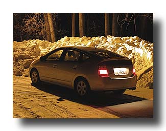 Prius_NightSnow_18