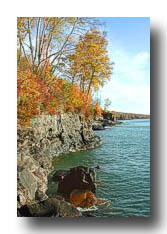 LakeSuperior_SteepLedge-FallColors